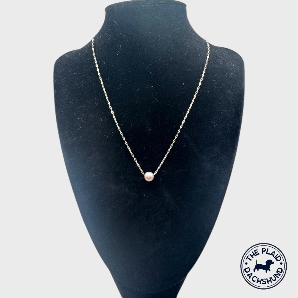 Pale Pink Pearl on Silver Chain